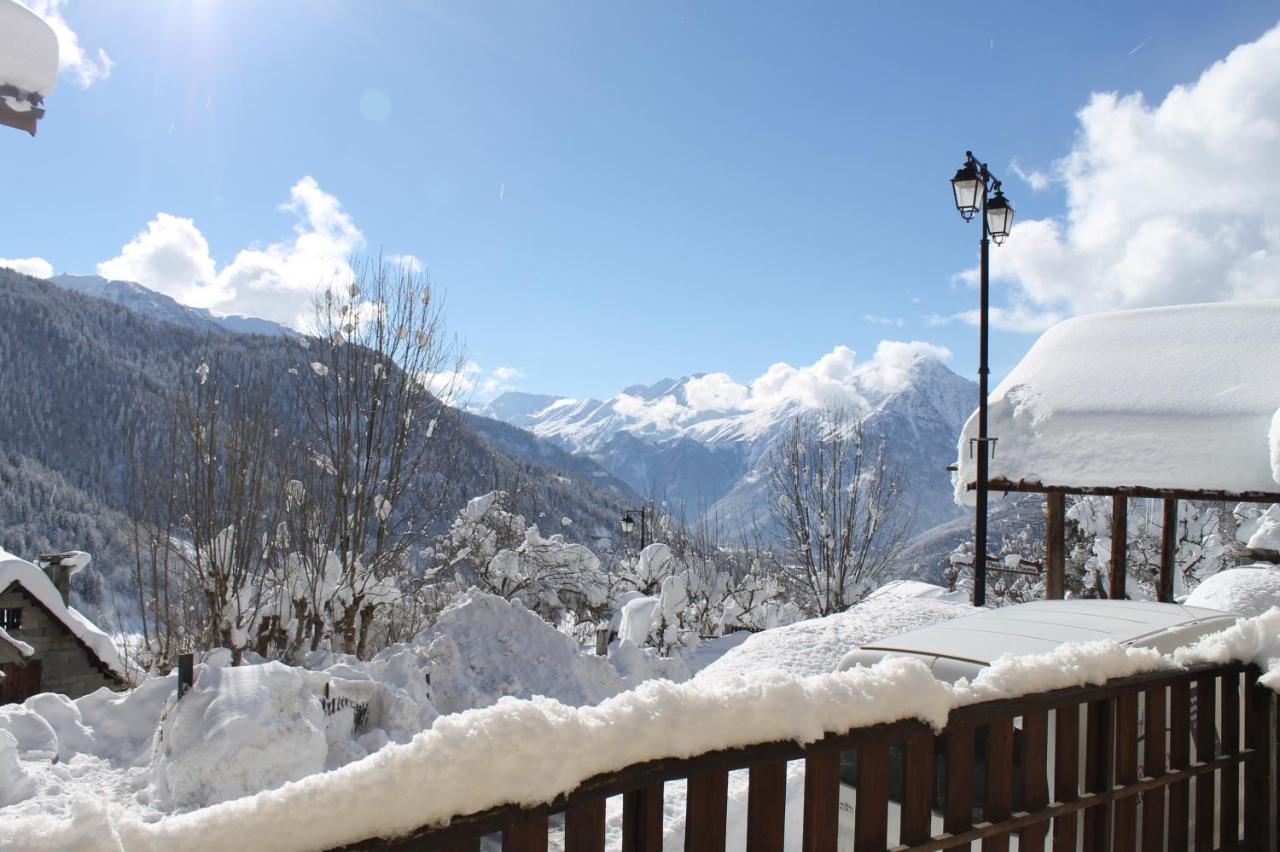 Chalet La Fedora - Appartements De Charme Vaujany Exterior photo