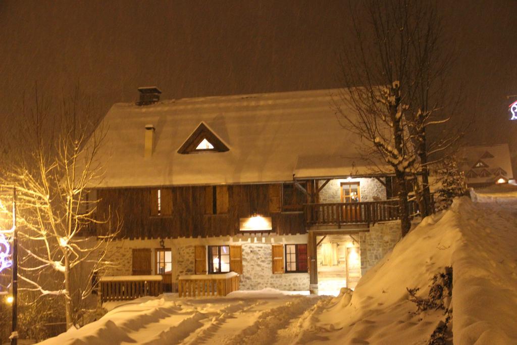 Chalet La Fedora - Appartements De Charme Vaujany Exterior photo